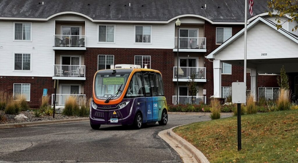 The Bear Tracks self-driving shuttle in operation.